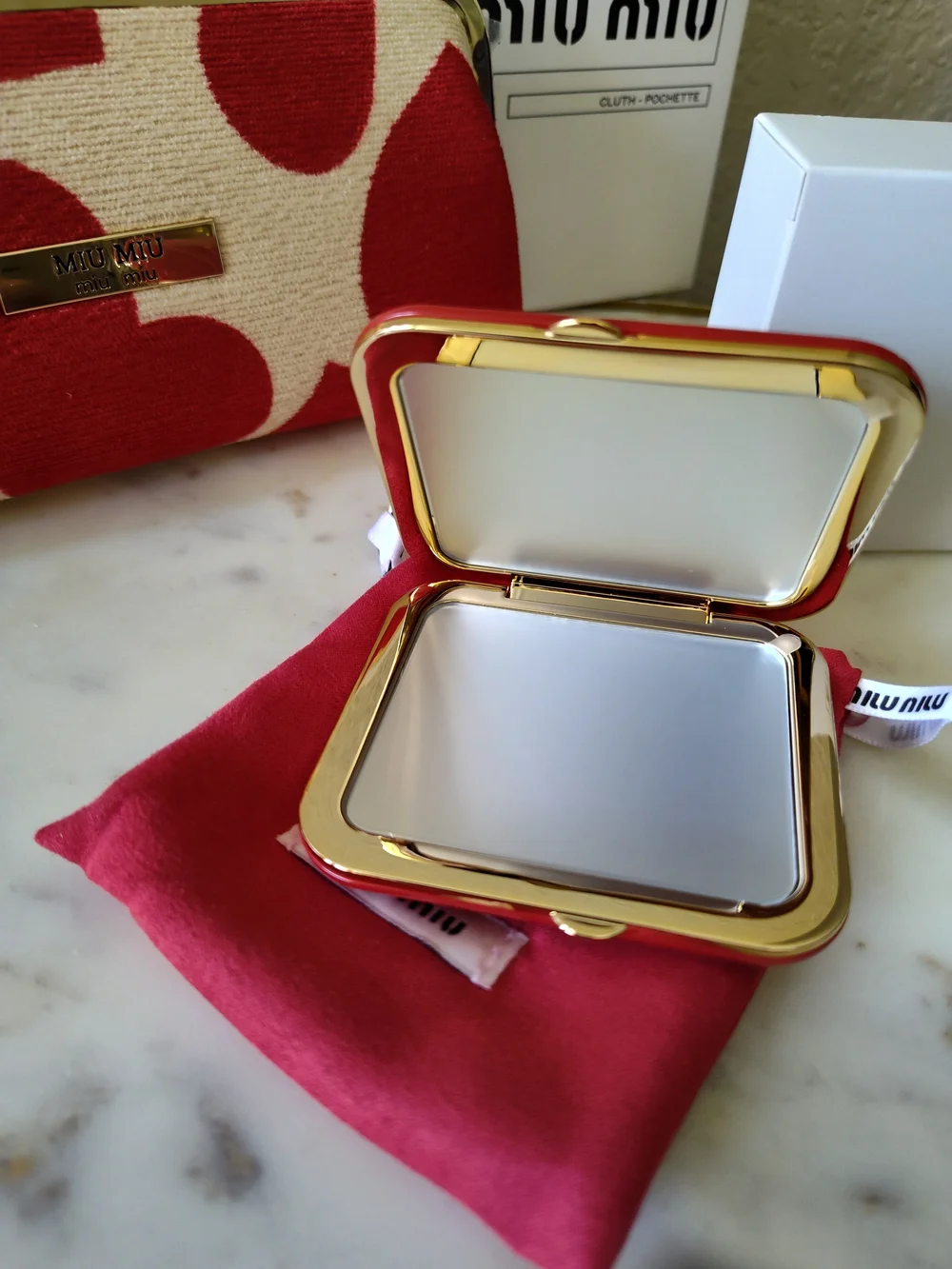 MIU MIU Red Ivory Heart Print Mirror Miroir Compact Clutch Pochette Gift Set NIB